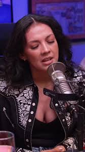 Ser mexicana nacida en Estados Unidos no siempre es fácil de explicar. No  crecí en México, pero la cultura vive en mí, en mi música, en mi voz y en  la forma en que llevo mis raíces con orgullo., Por ...