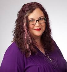 Kay Nash's Instagram, Twitter & Facebook