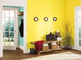 If you meant colors that match well with lemon green,well,it looks great when paired with purple, blues, black, gray, peach, pink, white and other shades of green. Is Lemon Green Or Yellow Quora