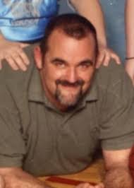 Robert Bradfield's Instagram, Twitter & Facebook