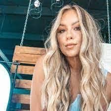 Camille Nolan's Instagram, Twitter & Facebook