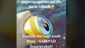 Kalimatnya pendek karena terdiri 7 kata. Tuai Kritikan Viral Perempuan Buang Sampah Di Laut Demi Konten Soal Jomblo Suara Riau