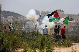 وفي الخامس عشر من تشرين الثاني/نوفمبر 1988، سيُعلن المجلس الوطني الفلسطيني استقلال دولة فلسطين خلال دورته التاسعة عشرة التي انعقدت في الجزائر التي ظلّت إلى اليوم ترفض كلّ أشكال التطبيع مع الاحتلال الإسرائيلي. ÙÙ„Ø³Ø·ÙŠÙ† Ùˆ Ø§Ù„Ø¬Ø²Ø§Ø¦Ø± Ø±ØµØ§ØµØªØ§Ù† ÙÙŠ Ø¨Ù†Ø¯Ù‚ÙŠØ© ÙˆØ§Ø­Ø¯Ø© Ø¯Ù†ÙŠØ§ Ø§Ù„ÙˆØ·Ù†