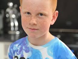 Mum removes sons from school after teachers 'breach their human rights'  putting them in isolation because of haircuts