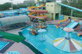 Harga tiket masuk terusan saloka park pada bulan juni 2021 ini sebesar rp 120.000 per orang untuk weekday dan rp 150.000 untuk weekend. Water Park Water Park Jingle Bell Amusement Park Private Limited New Delhi Id 7297691830