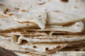 Also i have used ready made za'atar so next time i should remember it does not need salt! Lipii Libaneze Preparate Culinare By Poliana Lebanese Flat Bread Recipes Bread