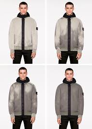 Garments are created with a double knit construction: Stone Island Stone Island Aw 017 018 Www Stoneisland Com 583b4 Ice Knit Thermo Sensitive Yarn President S Knit Cardigan Knit Made With Double Knit Construction For The Outer Face An Exclusive Thermo Sensitive Yarn Drastically Changes Colour