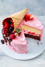 erdbeer layer torte mit beerenwaffel rezept lecker erdbeerkuchen schicht kuchen und torten rezepte nachtisch essen