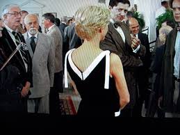 Back Of Dress Meg Ryan Iq Meg Ryan Hairstyles Meg Ryan Short Hair Styles