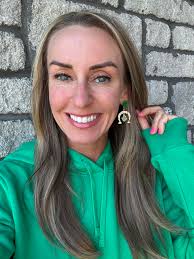 I wore the super fun lucky charm earrings today! 🍀