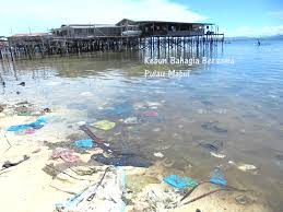 Mengurai permasalahan sampah di kota padang republika online. Kebun Bahagia Bersama Persisiran Pantai Pulau Mabul Penuh Sampah