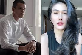 Pernah 4 Tahun Menikah, Samuel Rizal Sampaikan Pesan Haru Ini Usai Stevie  Agnecya Dimakamkan