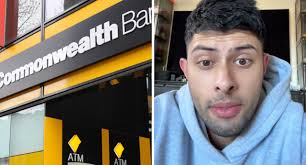 Commonwealth Bank customers expose cash access issue for all Australians:  'Shut account with $33,000'