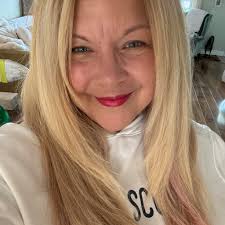 Thank you everyone that showed up for my birthday celebration yesterday  🤩🥳🫶🏽. My heart is full. I love you bunches 💕❤️‍🩹