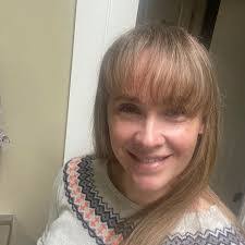 Michelle Maynard's Instagram, Twitter & Facebook