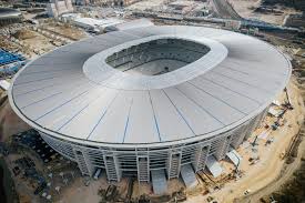 Az új budapesti puskás aréna kiemelkedő szerepet kíván betölteni a nemzeti sportéletben, kiváló adottságainak köszönhetően a főváros és az ország ikonikus. Minden Amit A Puskas Arena Epiteserol Tudni Lehet