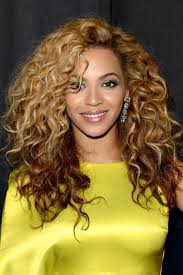 Beyonce showed off her new blonde hair at the grammy awards in 2011 ahead of the promotion for her fourth album, '4'. 80 Best Beyonce Hairstyles Of All Time Beyonce S Evolving Hair Looks