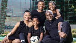 Wife,cars, house, children, net worth. Pitso Mosimane S Salary And The Net Worth That Made Him One Of The Richest Coaches In Sa