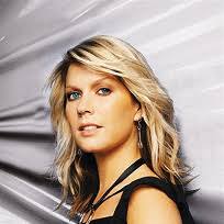 Riley Clemmons : écoute gratuite, téléchargement MP3, video-clips, bio,  concerts