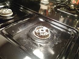 Then, sprinkle baking soda on top of the vinegar. Is There Hope In Removing Water Stains From Black Metal Stove Top