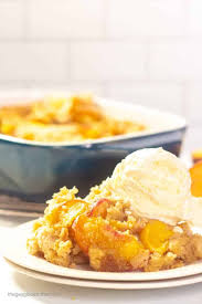 This peach cobbler recipe is sure to get your mouth watering. Bisquick Peach Cobbler Fresh And Simple The Gay Globetrotter