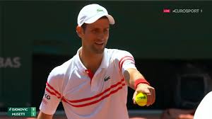 Azzurro vince primi due set, poi subisce rimonta del n.1 e si ritira. 13ss4m6ti22pam
