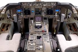 Cockpit) was not able to influence the ac at all. Boeing 747 Yoke
