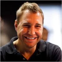 100+ perfiles de «Herrington»