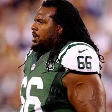 He was drafted by the pittsburgh steelers in the fourth round of the 2006 nfl draft. Jets Offseason News Willie Colon Considering Retirement Gang Green Nation