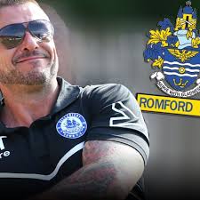 Romford FC: Millionär kauft Klub und setzt sich selbst als Trainer ein