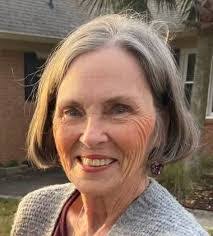 Julie Mccollum's Instagram, Twitter & Facebook