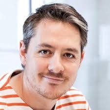 Dan Hinton's Instagram, Twitter & Facebook