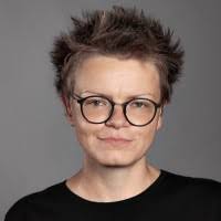 Maxine Bates Email & Phone Number