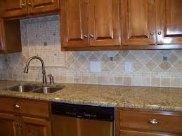Light Granite Colors New Venetian Gold And Granite Level Price Modern Oak Kitchen Oak Kitchen Cabinets New Venetian Gold Granite