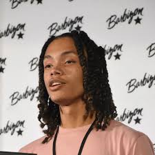 Purple Universe Entertainment (@PurpleUniverseEnt) • Facebook