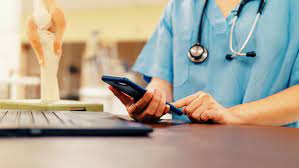 English in medicine is a course for doctors, medical students and other medical professionals who need to communicate wi. 5 Doctors Who Are Killing It On Social Media Right Now Patientpop