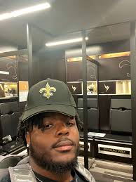 sydie london (@UNC_81)