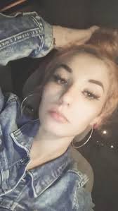 Elizabeth Sarchet's Instagram, Twitter & Facebook