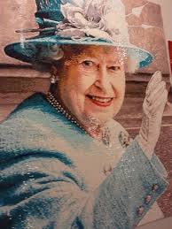 These are two diamond paintings I've done enjoyed doing these 🥰🥰🥰