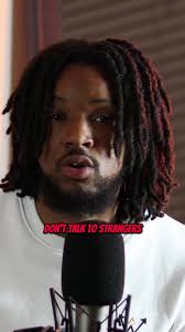 Don't talk to strangers‼️