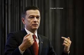 Ai 4 euro comisionul de emitere a cardului si 3 euro comisionul anual pentru administrare. Cand Va Trece Romania La Moneda Euro Anuntul Facut De Premierul Sorin Grindeanu Sigur Noi Vorbim De O Schimbare Majora Stirileprotv Ro