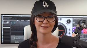 sites/66649/video/20GywK36SYSFsUKrPBEZ_Masterclass_Opt-In_Version_02_1080_V1.mp4