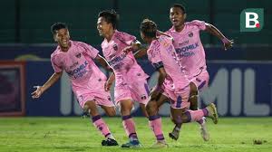 2022 um 11:15 utc im indomilk arena stadion, tangerang stadt, indonesia. Man Of The Match Duel Arema Fc Vs Persita Edo Ferbriansyah Sang Penggagal Kemenangan Singo Edan Indonesia Bola Com
