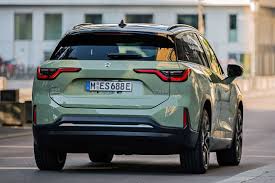 2020 nio es6 is a pure electric vehicle from nio(weilai), it is offered in 6 models with 4 different range versions of 420 430km, 490km and 580km. Nio Es6 2022 Trotz 544 Ps Eher Reisemobil Als Kurvenjager Autobild De
