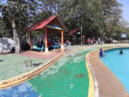 Danga bay merupakan kawasan bersantai popular di tepi laut yang wajib dilawati oleh mereka yang memilih johor sebagai destinasi pelancongan. Perjalanan Hidup Tempat Menarik Di Kluang Johor Gunung Lambak Water Park