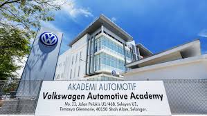 Volkswagen passenger cars malaysia sdn. Volkswagen Automotive Academy Opens In Glenmarie Focused On Local Talent Development Autobuzz My