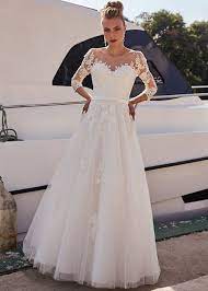 Hr brautmodengeschäft mit brautkleider und hochzeitskleider in stuttgart, ludwigsburg und heilbronn. Kleid Aus Softtull Mit Verspielten Spitzendetails Brautmode Kleid Hochzeit Braut