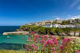 Into cornwall, guide to cornwall including, accommodation, events, towns and villages, photos cornwall information for residents and visitors and everything you need for your holidays in cornwall. 10 Places To Stay In Cornwall Where To Visit Sykes Cottages