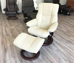 Recline gaming chair pu leather home office computer desk swivel chair gray. Stressless Chelsea Small Mayfair Paloma Kitt Leather Recliner Chair And Ottoman By Ekornes