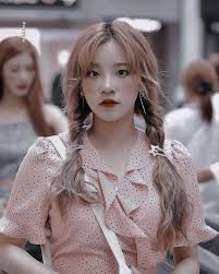 Pin Oleh Jjuwi Di G Idle Di 2020